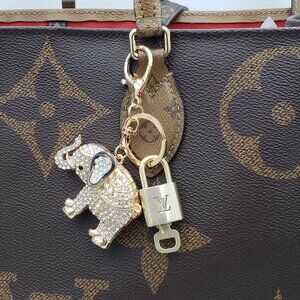 LV Gold Padlock Authentic 🔑 Luxury Bag Charm w/ Unbranded Elephant Keychain